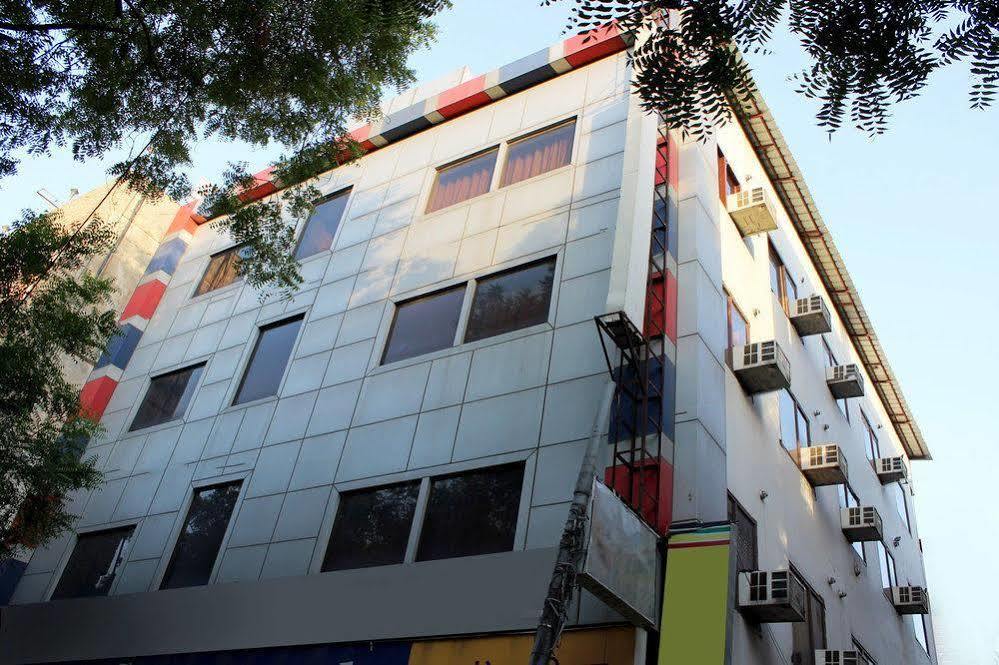 Hotel Siam International Delhi  Exterior photo