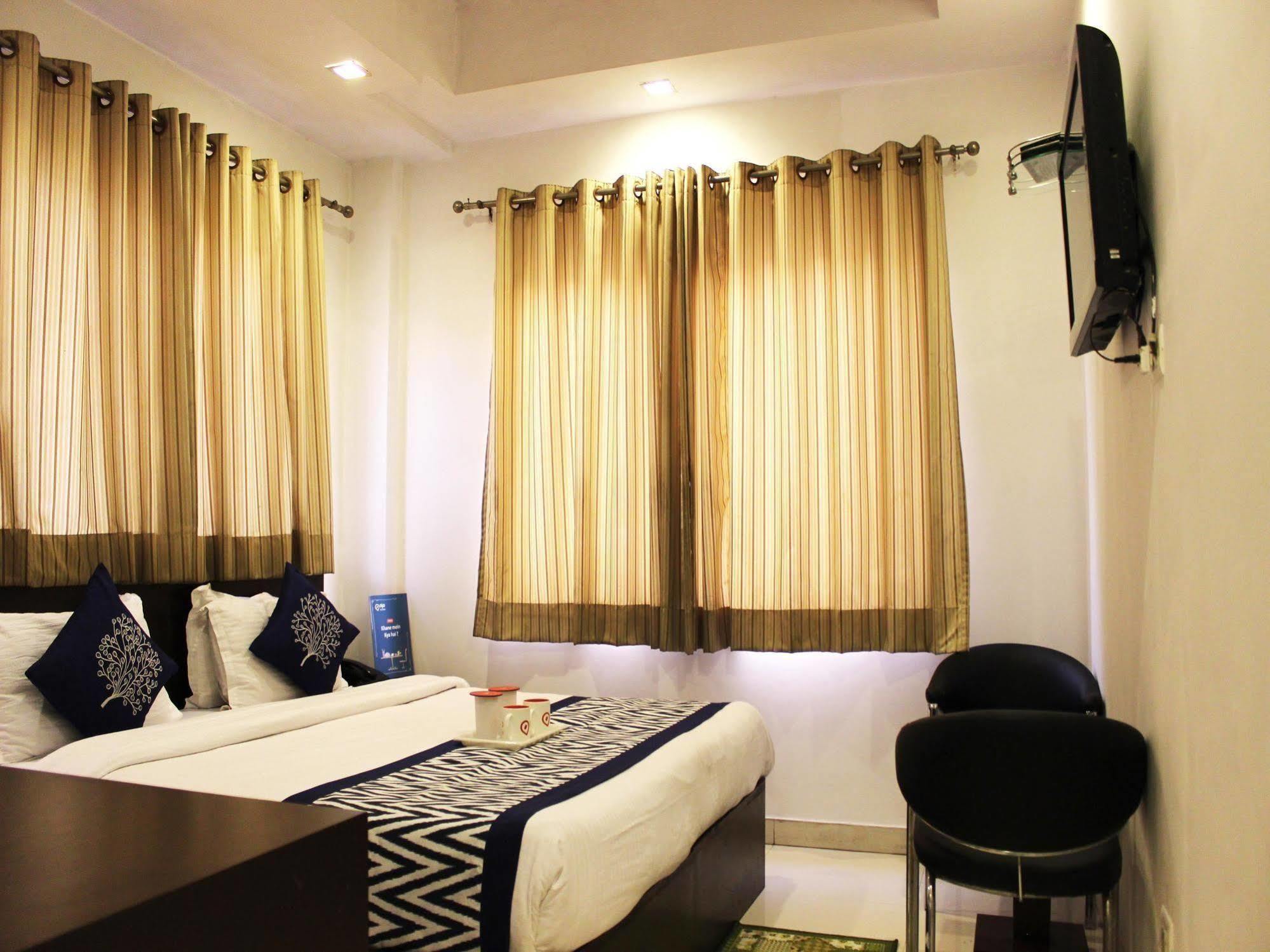 Hotel Siam International Delhi  Exterior photo